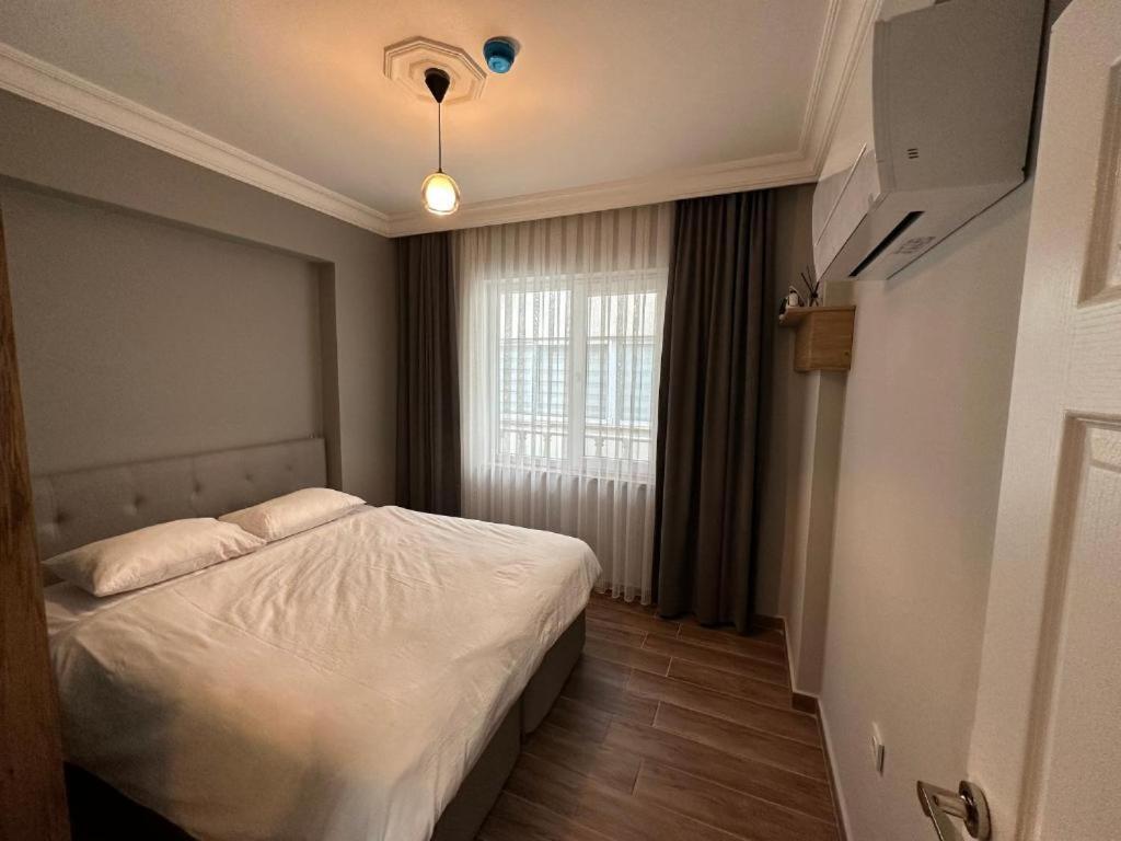 Lara'S Suite Antalya Exterior photo